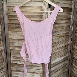 Lululemon turn to tie tank